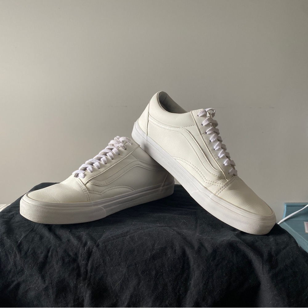 Vans Classic Old Skool - White Leather Sneakers